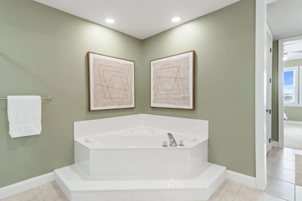 53 of 65 - 602 Harbor Boulevard 203, Destin, FL