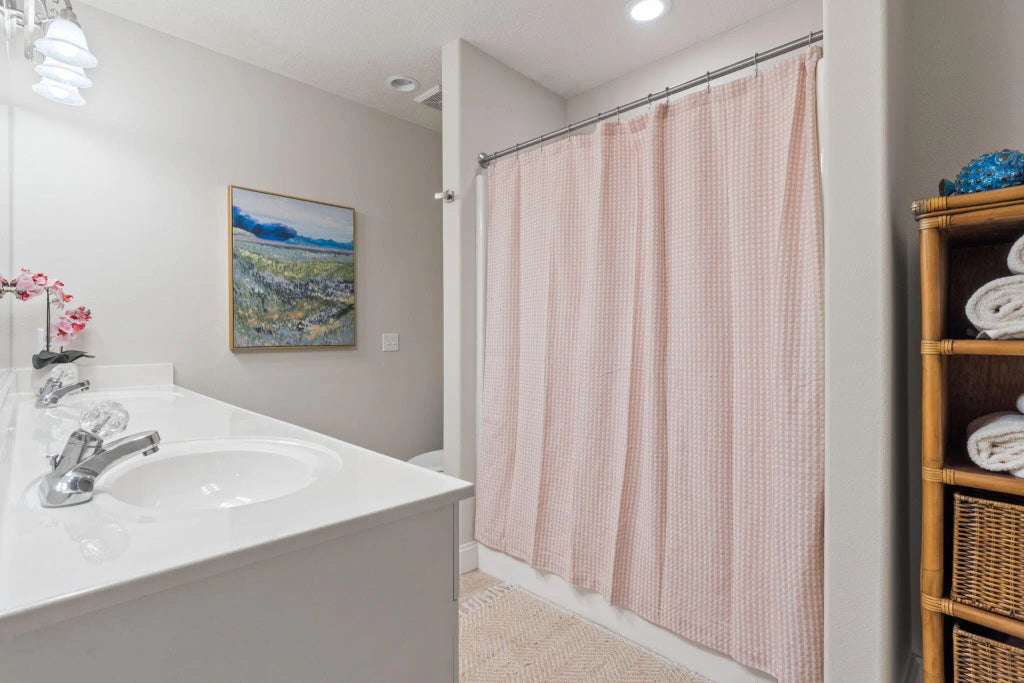 63 of 65 - 602 Harbor Boulevard 203, Destin, FL