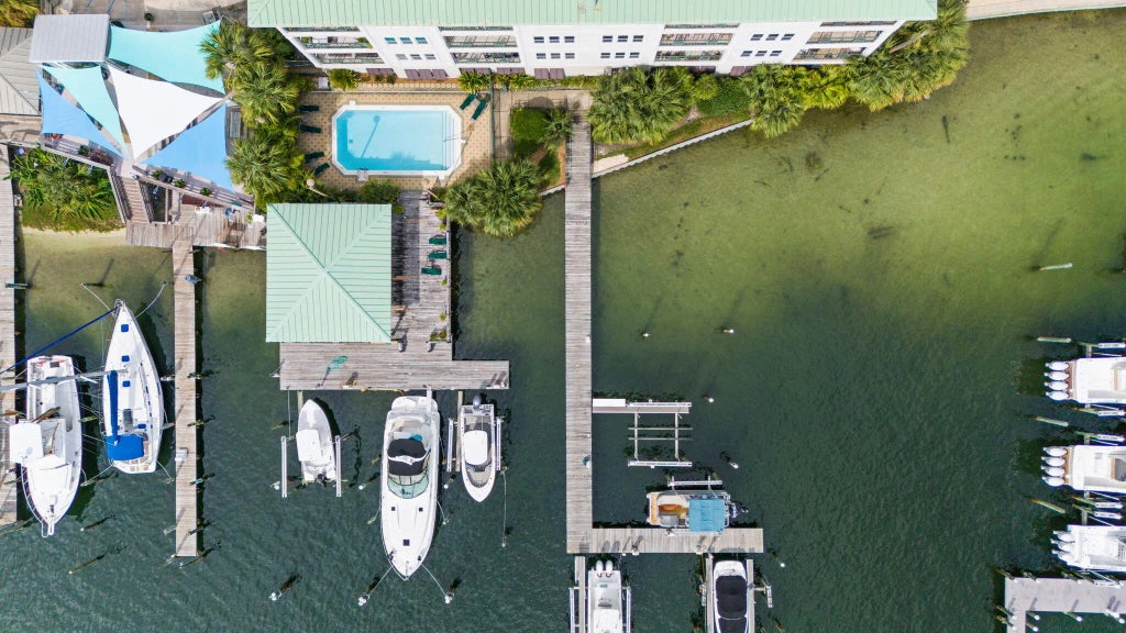 8 of 65 - 602 Harbor Boulevard 203, Destin, FL