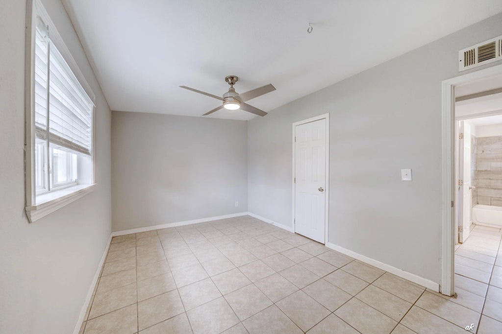 12 of 20 - 3732 E E 9th Street, Panama City, FL