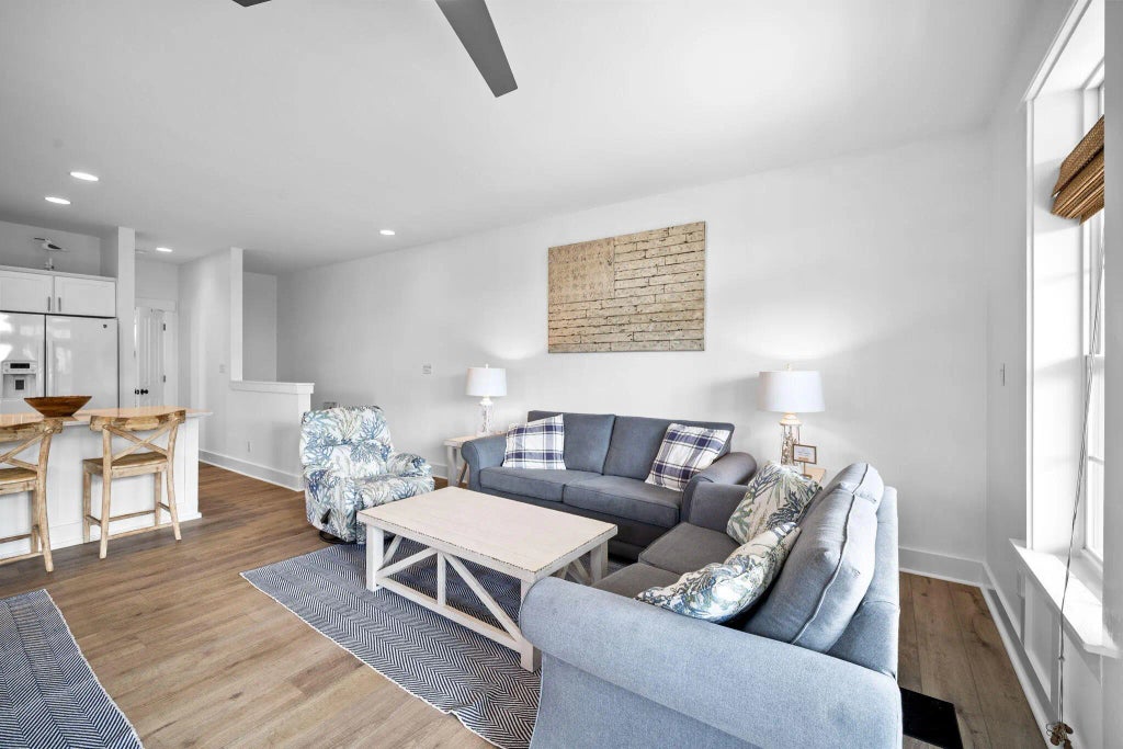 10 of 40 - 8335 E County Hwy 30a 5, Inlet Beach, FL