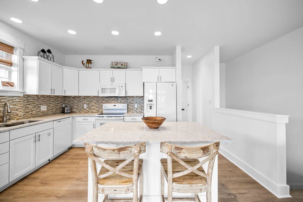 11 of 40 - 8335 E County Hwy 30a 5, Inlet Beach, FL