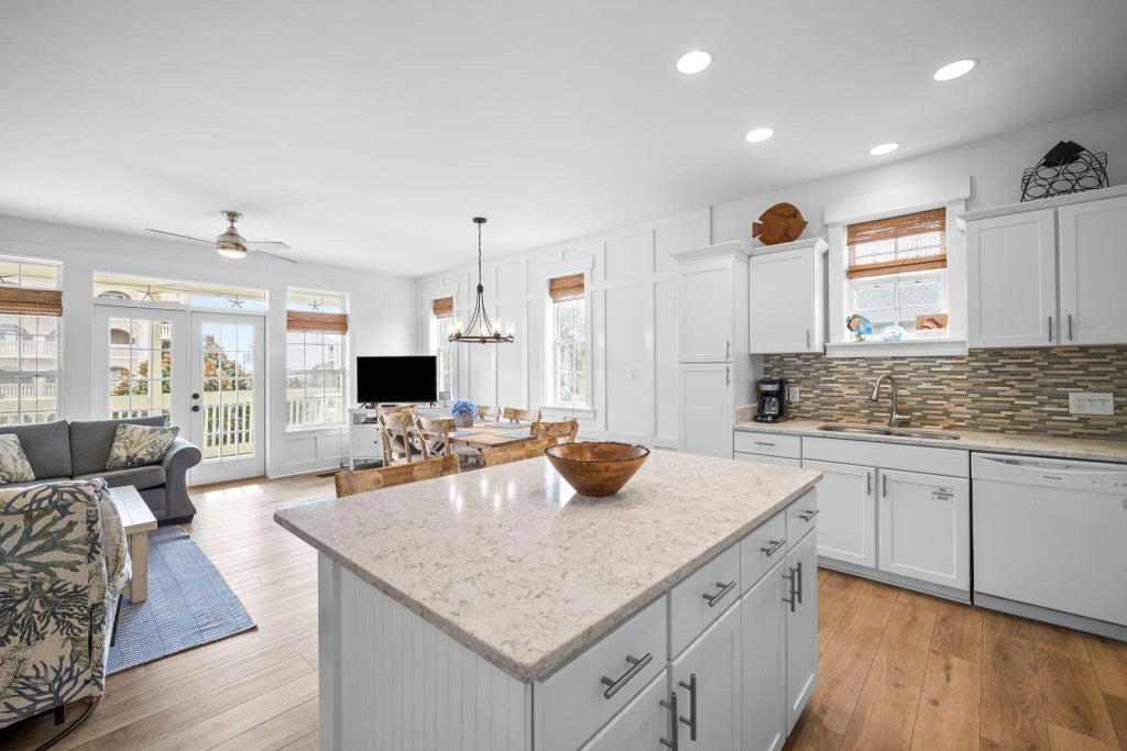 12 of 40 - 8335 E County Hwy 30a 5, Inlet Beach, FL