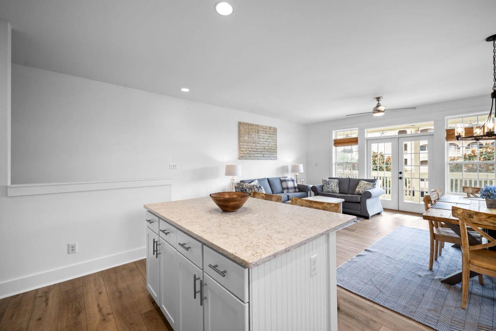 13 of 40 - 8335 E County Hwy 30a 5, Inlet Beach, FL