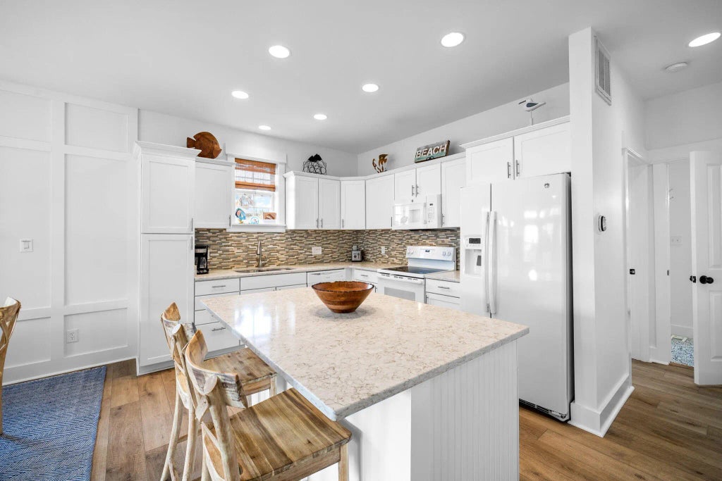 14 of 40 - 8335 E County Hwy 30a 5, Inlet Beach, FL