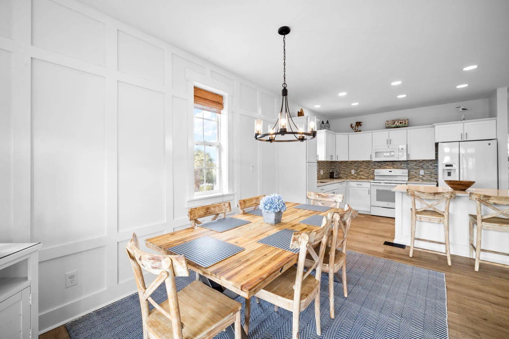 7 of 40 - 8335 E County Hwy 30a 5, Inlet Beach, FL