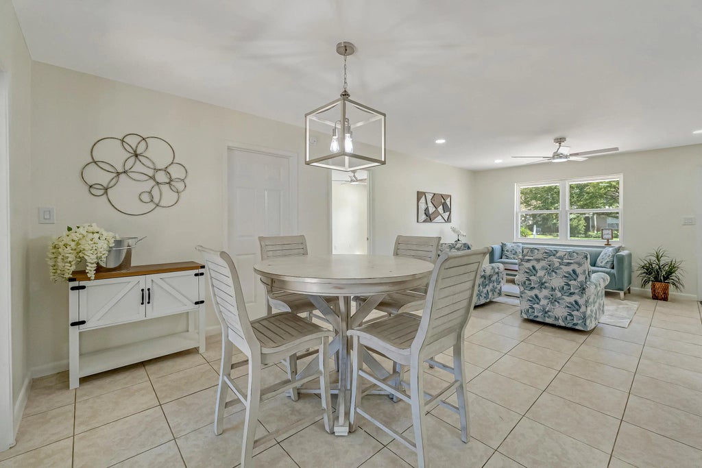 11 of 52 - 15 Oak Lane, Shalimar, FL