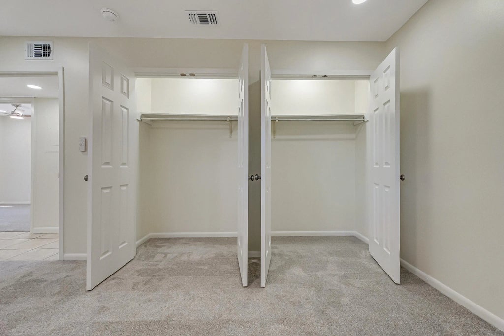 22 of 52 - 15 Oak Lane, Shalimar, FL