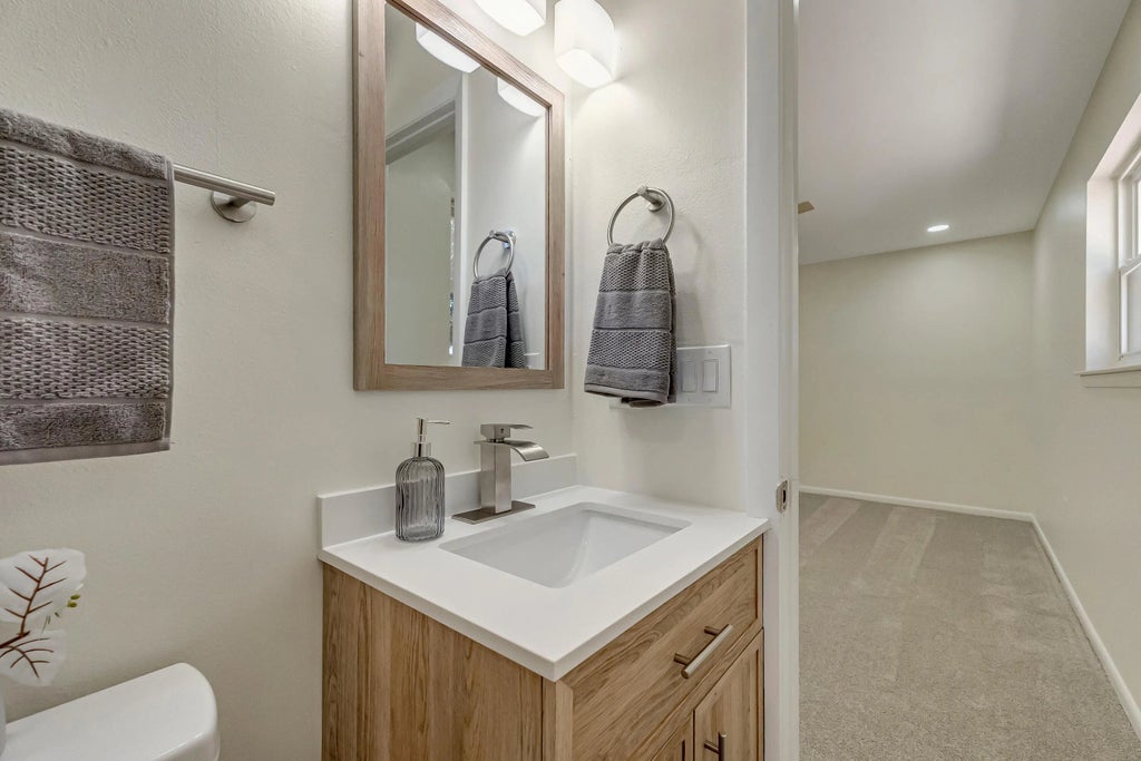 24 of 52 - 15 Oak Lane, Shalimar, FL