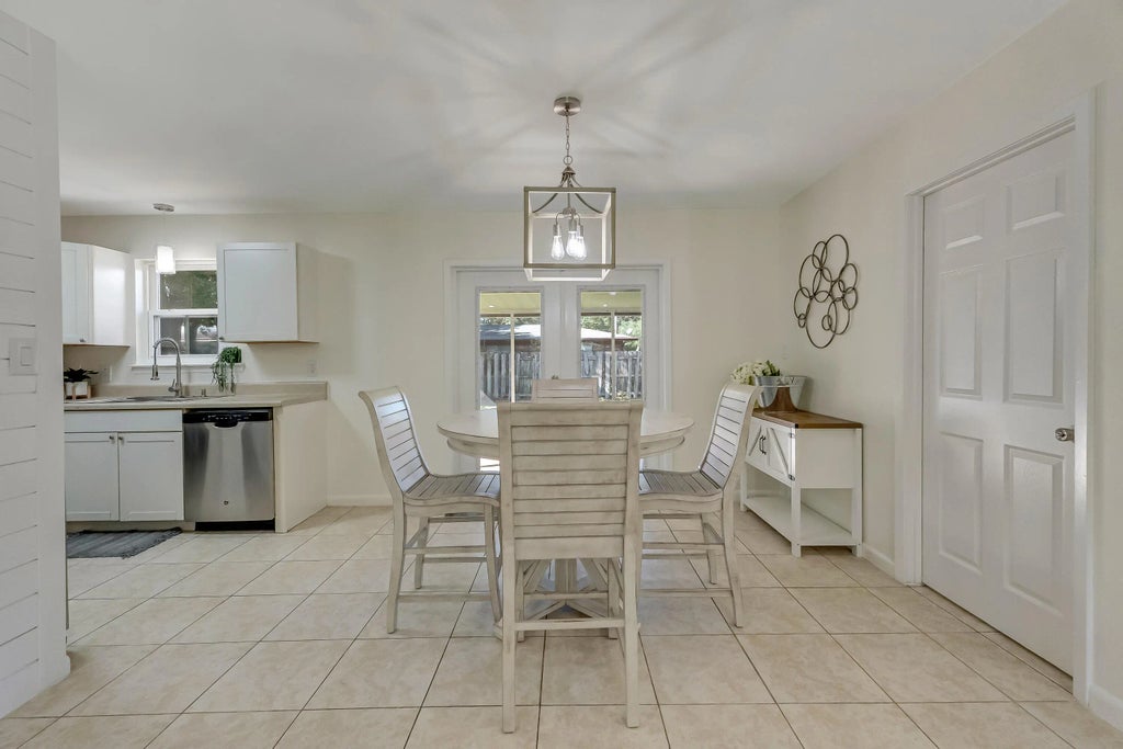 9 of 52 - 15 Oak Lane, Shalimar, FL