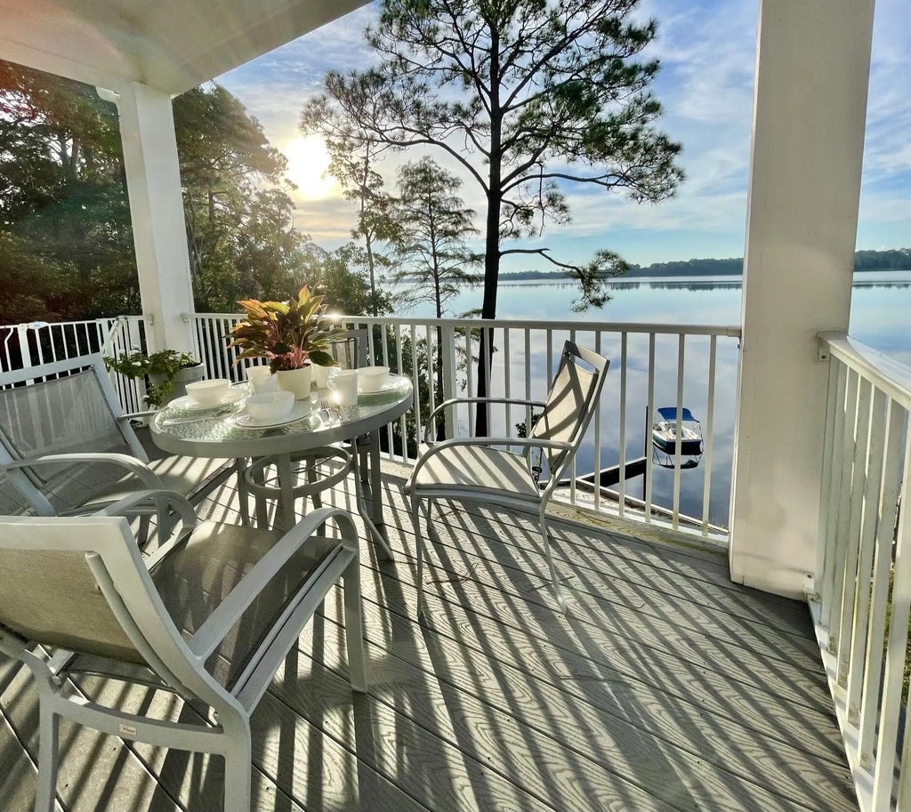 23 of 40 - 2975 Holley Point Road, Navarre, FL