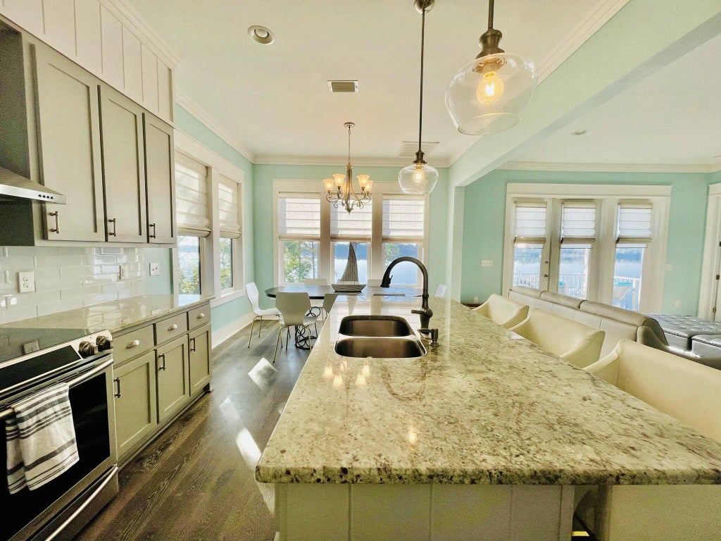 29 of 40 - 2975 Holley Point Road, Navarre, FL