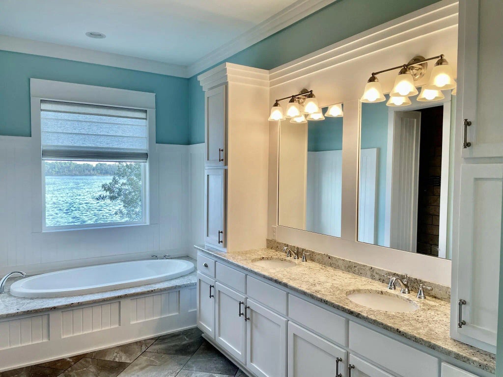 32 of 40 - 2975 Holley Point Road, Navarre, FL