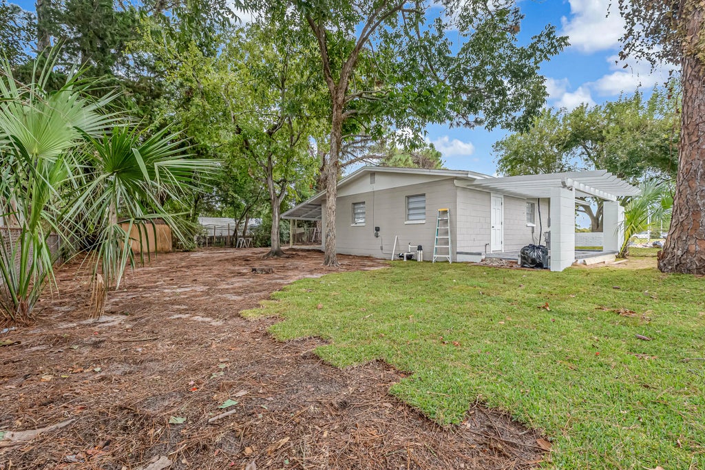 13 of 46 - 12 Nw Memorial Parkway, Fort Walton Beach, FL