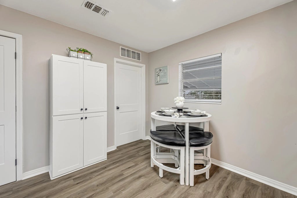 32 of 46 - 12 Nw Memorial Parkway, Fort Walton Beach, FL