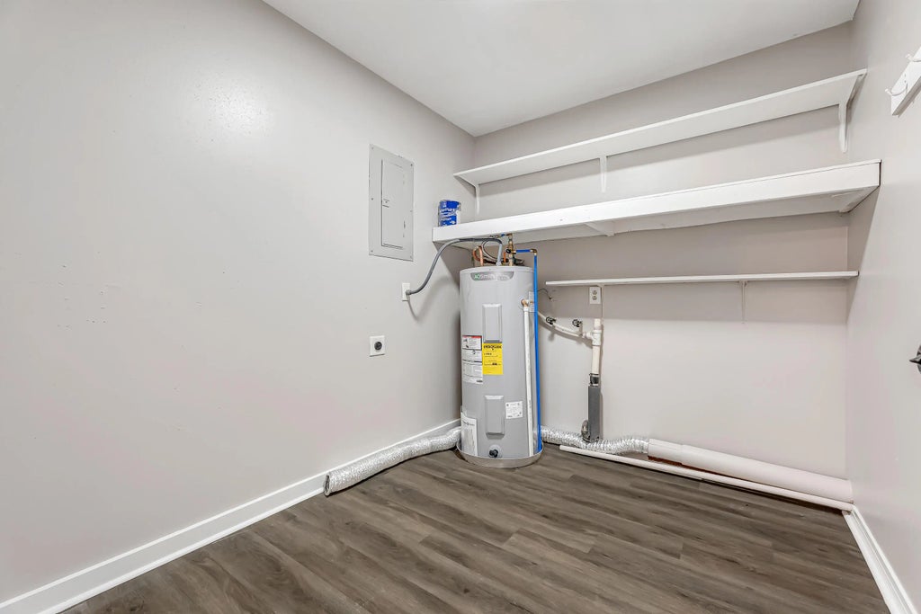 33 of 46 - 12 Nw Memorial Parkway, Fort Walton Beach, FL