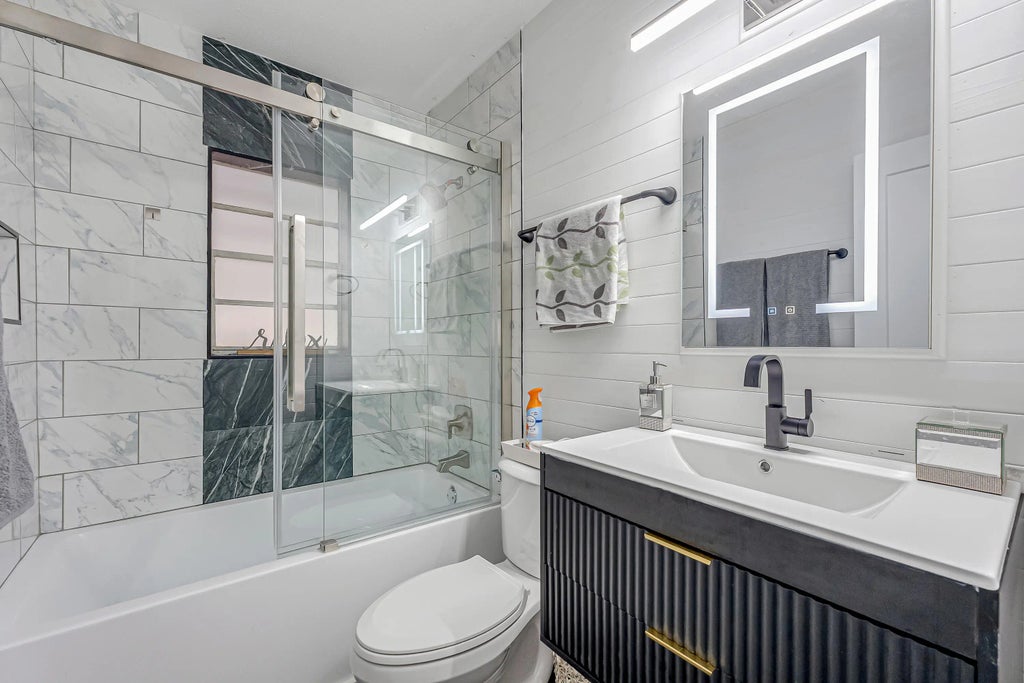 42 of 46 - 12 Nw Memorial Parkway, Fort Walton Beach, FL