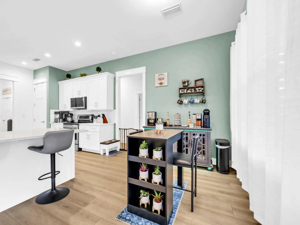 11 of 32 - 440 Gentle Wind Court, Freeport, FL