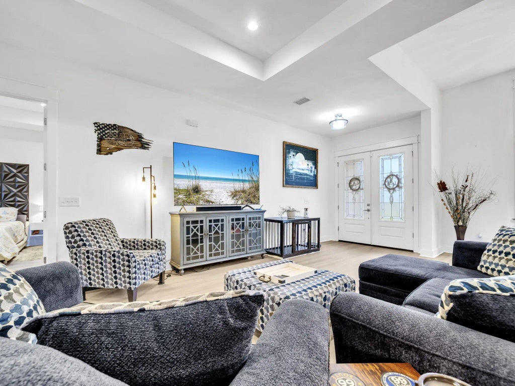 4 of 32 - 440 Gentle Wind Court, Freeport, FL