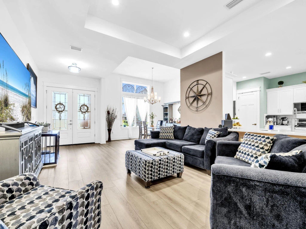 5 of 32 - 440 Gentle Wind Court, Freeport, FL