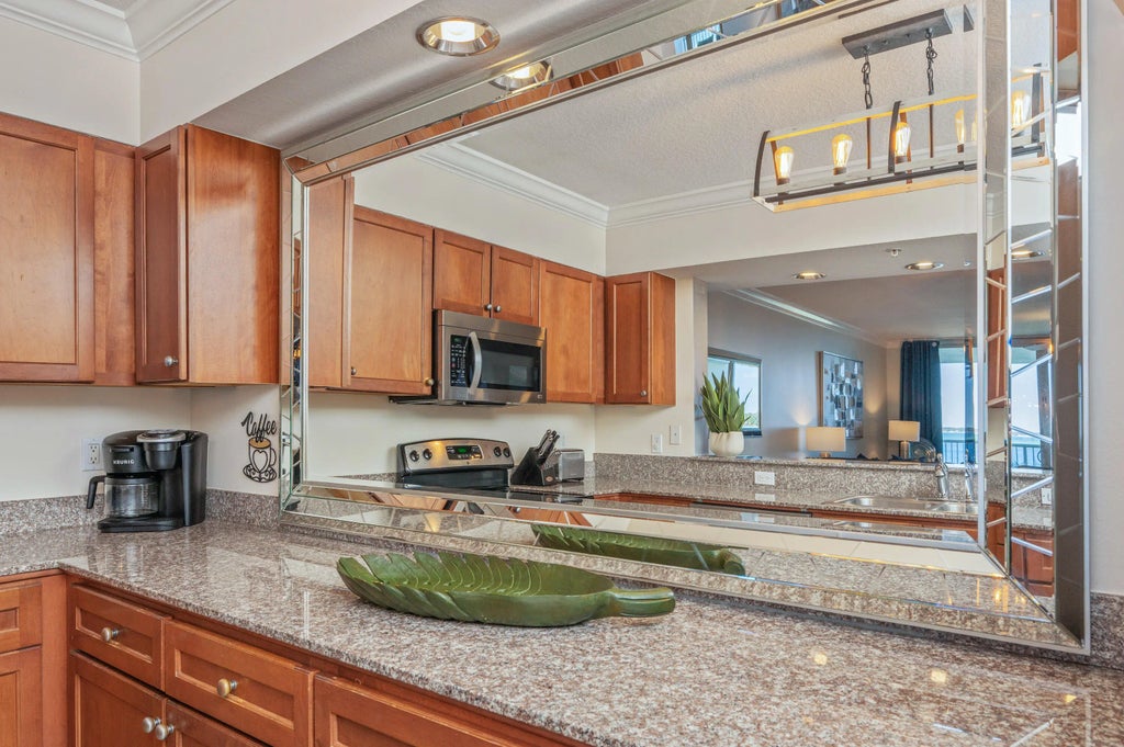 18 of 75 - 1328 Miracle Strip Parkway 402, Fort Walton Beach, FL