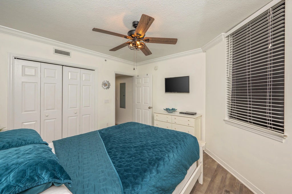28 of 75 - 1328 Miracle Strip Parkway 402, Fort Walton Beach, FL
