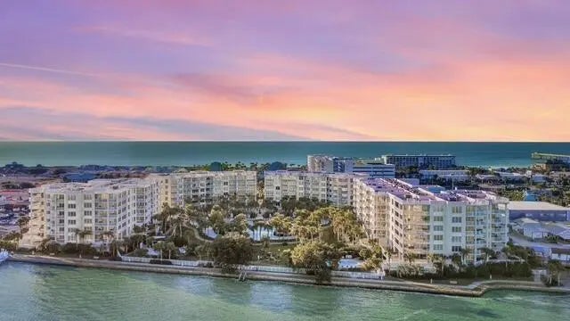 3 of 75 - 1328 Miracle Strip Parkway 402, Fort Walton Beach, FL