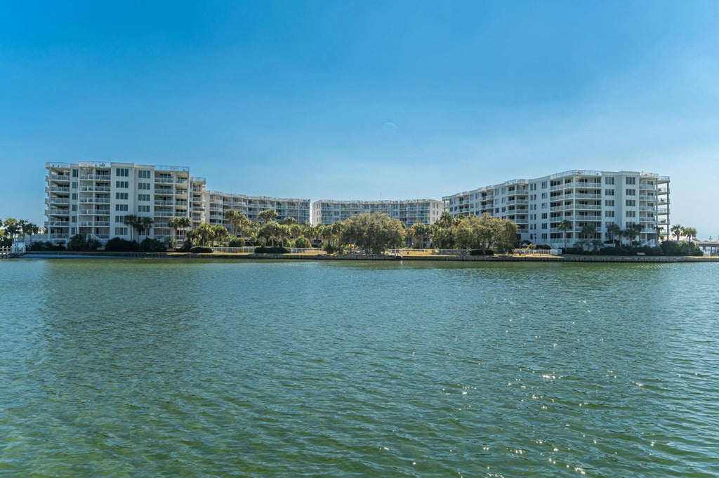 60 of 75 - 1328 Miracle Strip Parkway 402, Fort Walton Beach, FL