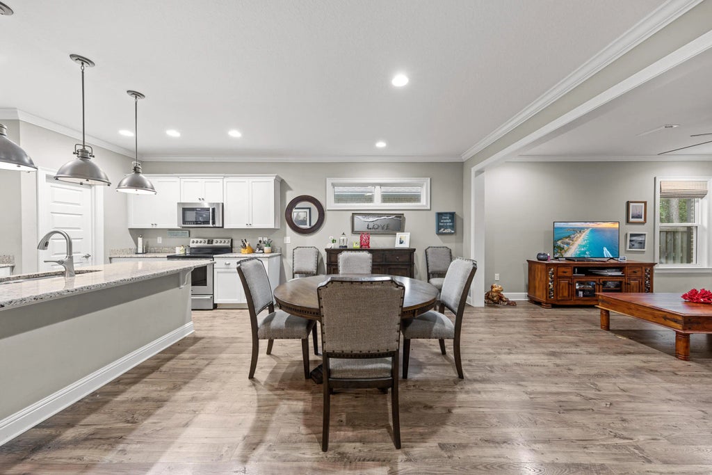 12 of 32 - 40 Oyster Boulevard, Freeport, FL