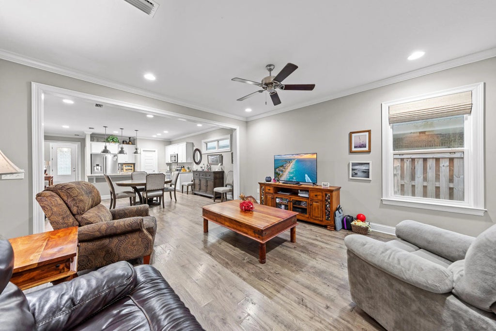 14 of 32 - 40 Oyster Boulevard, Freeport, FL