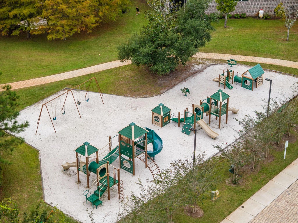 28 of 32 - 40 Oyster Boulevard, Freeport, FL