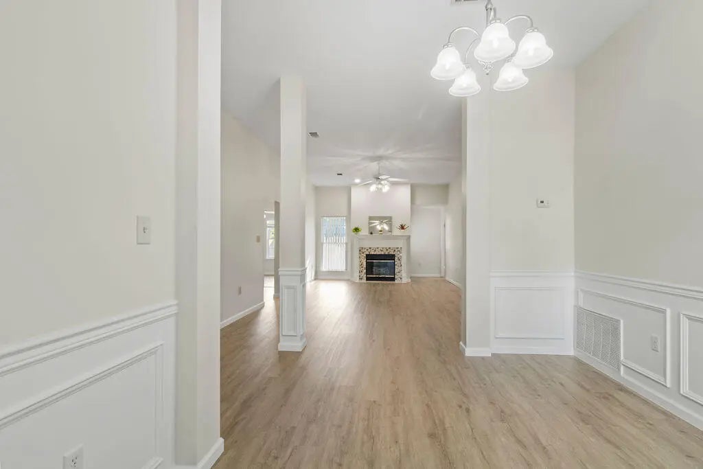 6 of 40 - 949 Claeven Circle, Fort Walton Beach, FL