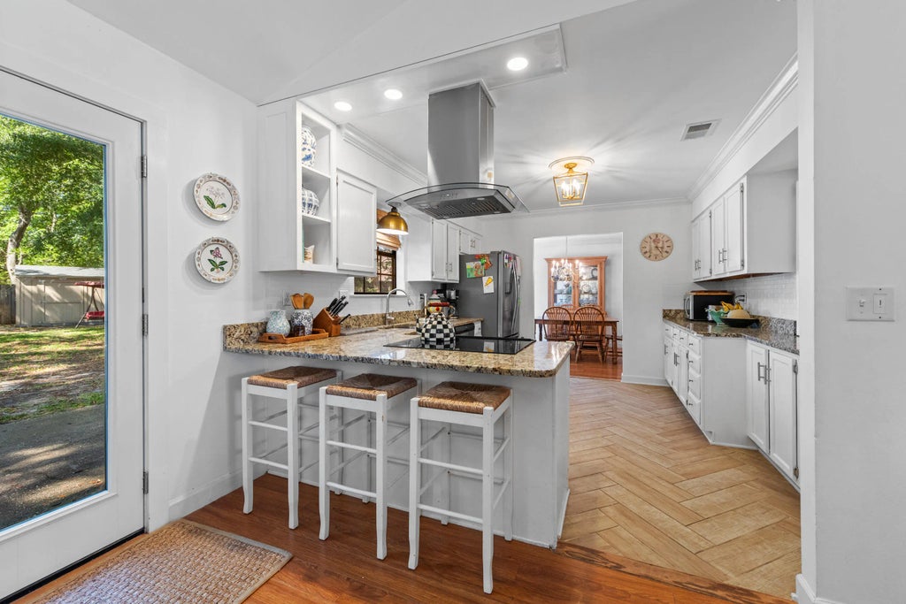 10 of 48 - 207 Oakwood Circle, Niceville, FL