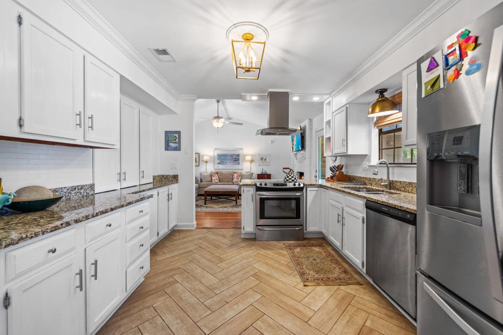 12 of 48 - 207 Oakwood Circle, Niceville, FL