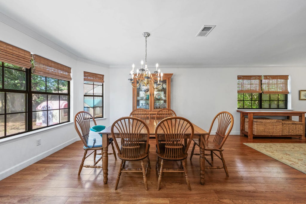 16 of 48 - 207 Oakwood Circle, Niceville, FL