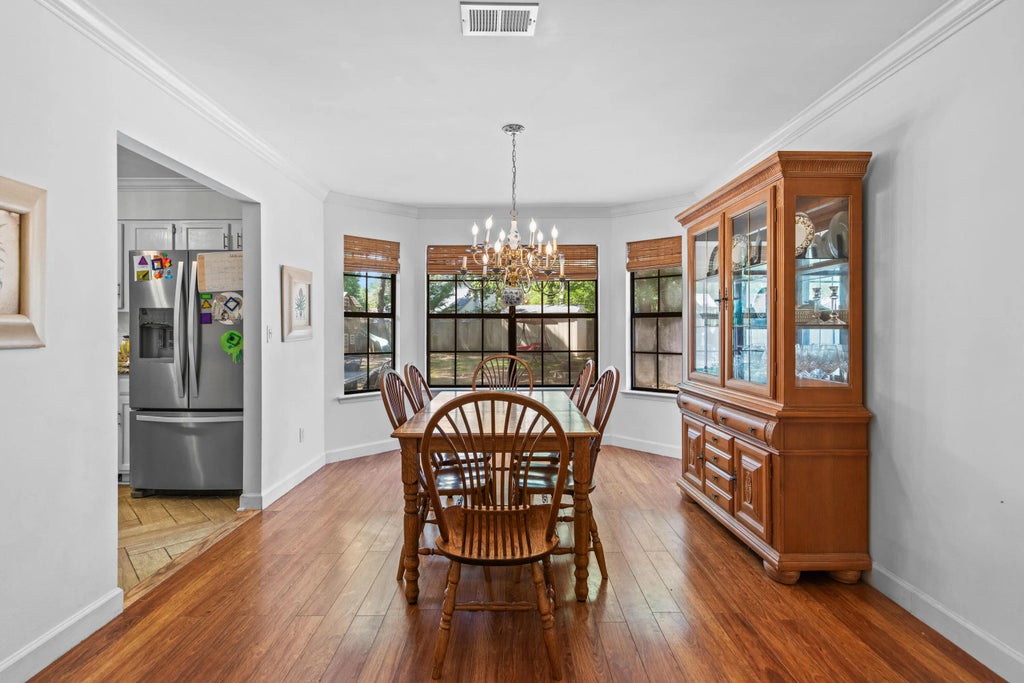 17 of 48 - 207 Oakwood Circle, Niceville, FL