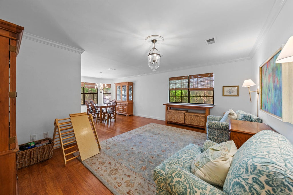 19 of 48 - 207 Oakwood Circle, Niceville, FL