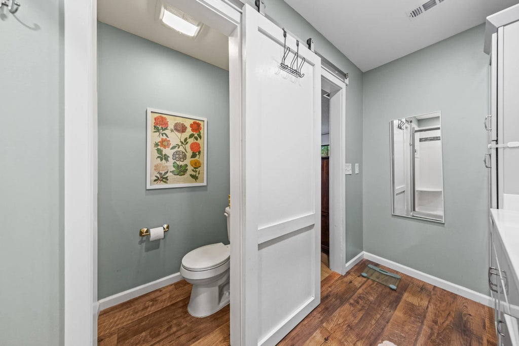 28 of 48 - 207 Oakwood Circle, Niceville, FL