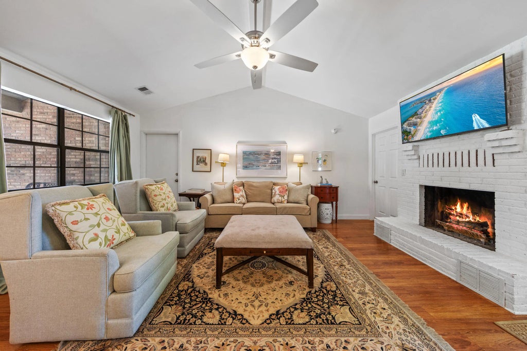 6 of 48 - 207 Oakwood Circle, Niceville, FL