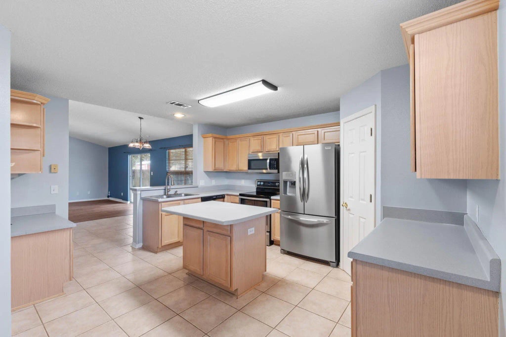 10 of 48 - 8568 Vehlin Court, Navarre, FL