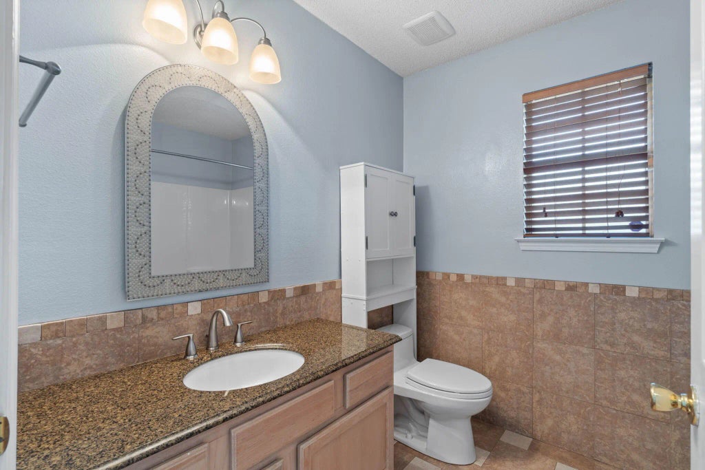 21 of 48 - 8568 Vehlin Court, Navarre, FL