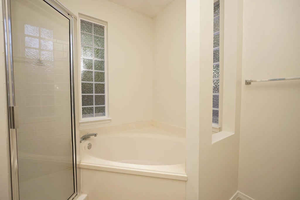 17 of 29 - 4505 Parkwood Square, Niceville, FL