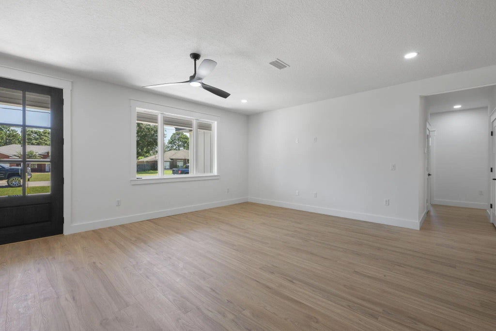 10 of 49 - 7713 Sandstone Street, Navarre, FL