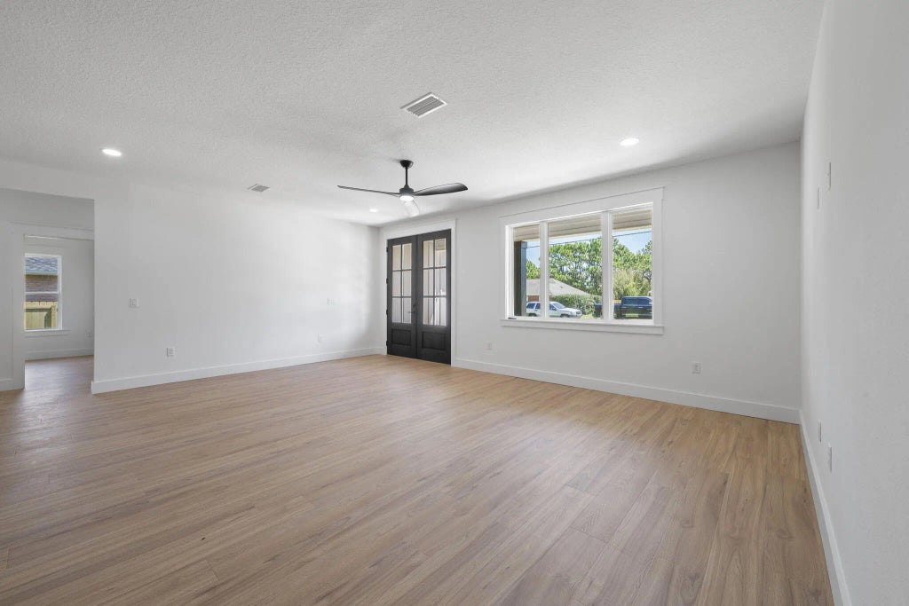 12 of 49 - 7713 Sandstone Street, Navarre, FL