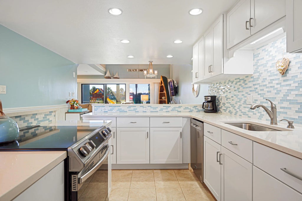 7 of 52 - 22400 Front Beach Road Unit 28, Panama City Beach, FL