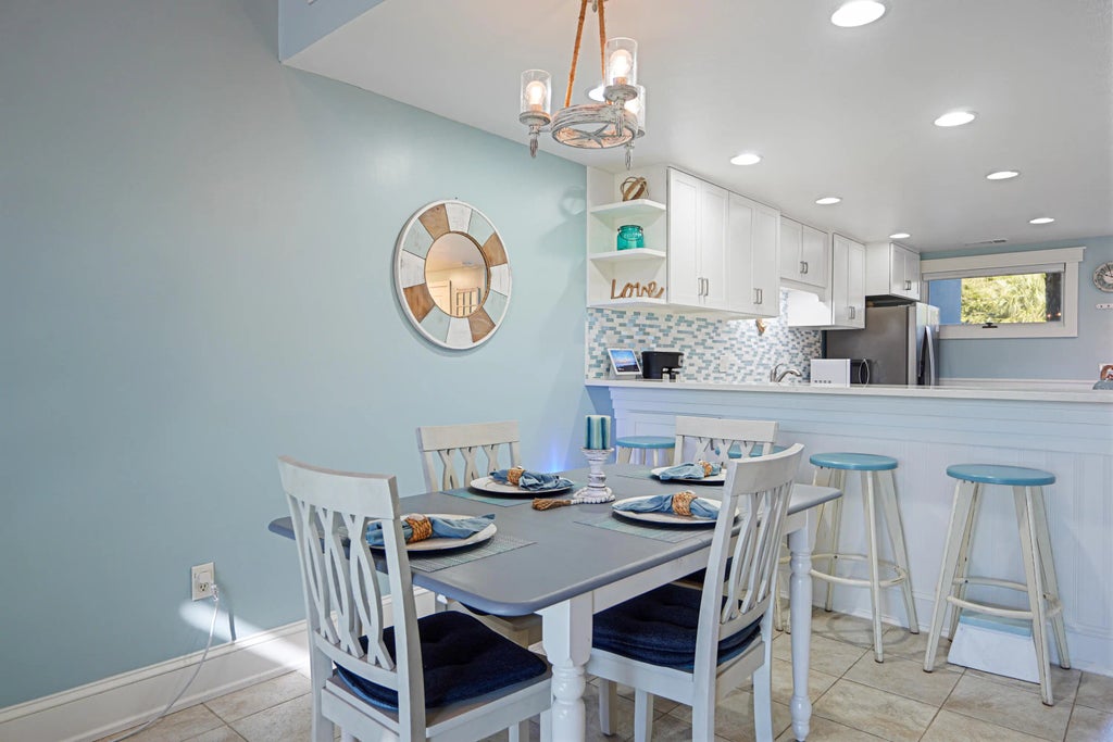 9 of 52 - 22400 Front Beach Road Unit 28, Panama City Beach, FL