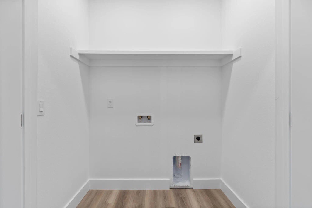 36 of 52 - 8393 Segura Street, Navarre, FL