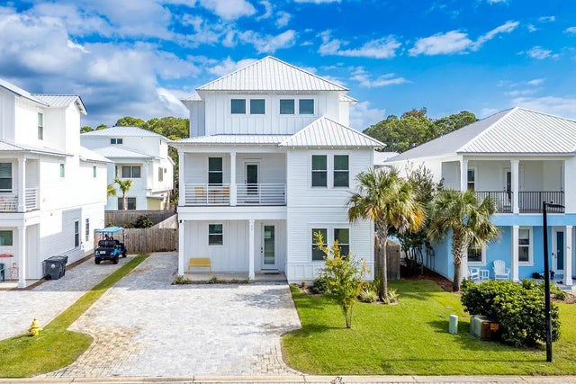 Photo of Listing #988985