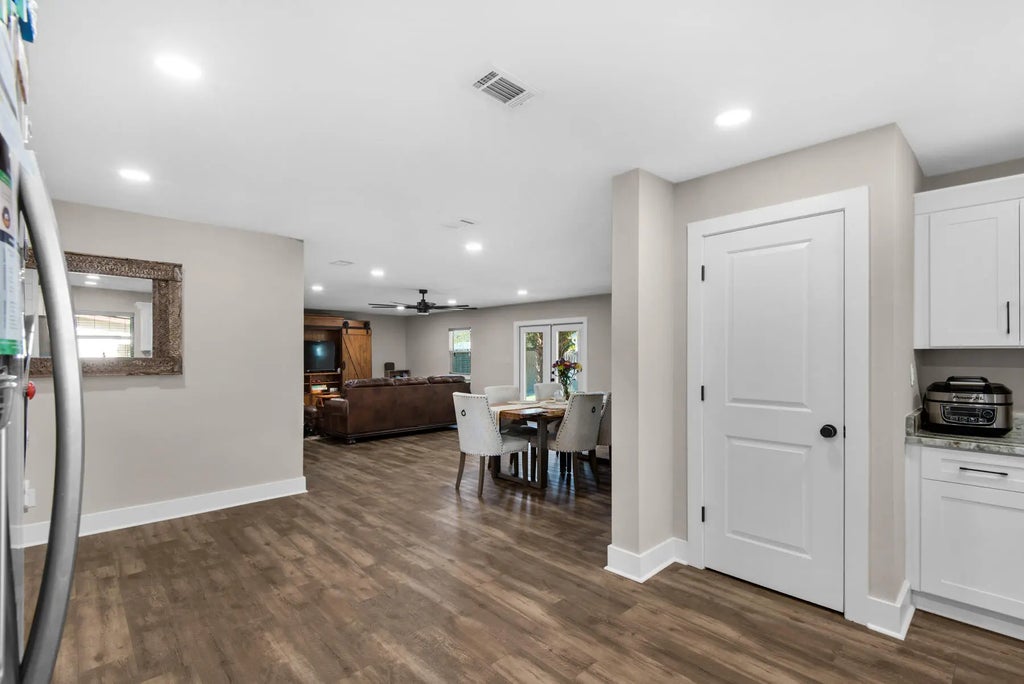 11 of 34 - 415 Avon Lane Lane, Mary Esther, FL