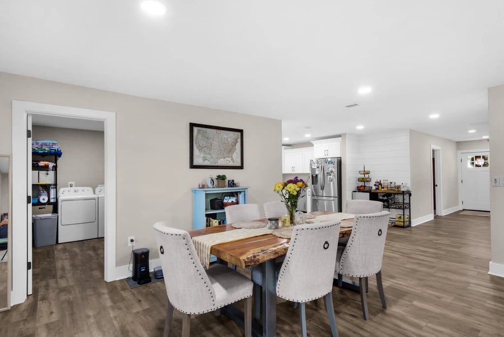 16 of 34 - 415 Avon Lane Lane, Mary Esther, FL